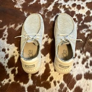 Hey Dude Wendy Rise  Sox Stone White size 10